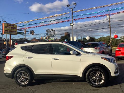 Used 2017 Hyundai Santa Fe Sport image 8