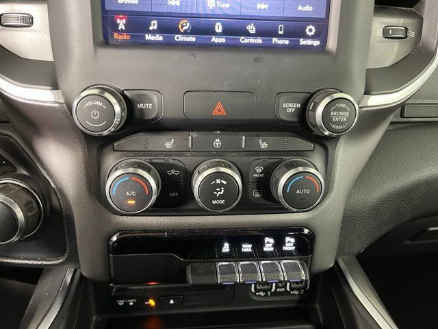 Used 2019 RAM 1500 Big Horn AWD/4WD image 29