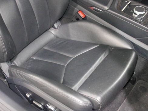 Used 2017 Audi R8 V10 w/ Carbon Exterior Package image 36