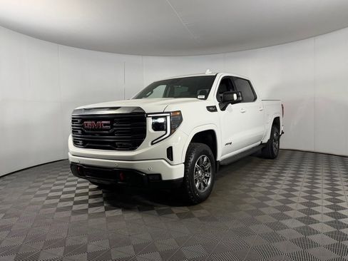 Used 2024 GMC Sierra 1500 AT4 w/ Technology Package image 7
