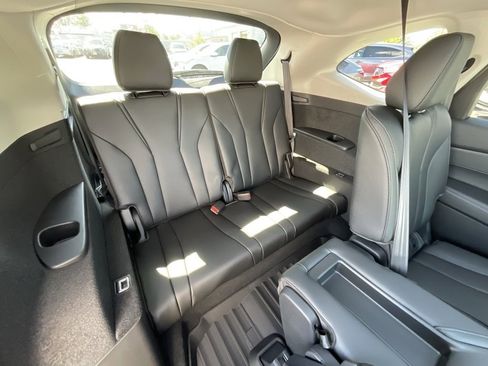 New 2026 Acura MDX SH-AWD image 19