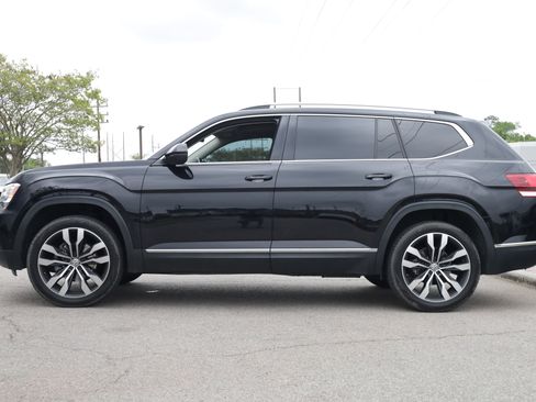Used 2019 Volkswagen Atlas SEL Premium image 2