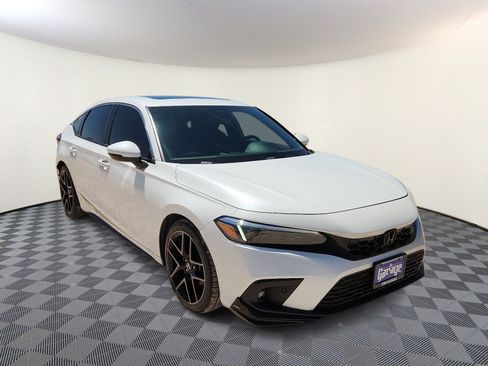 Used 2024 Honda Civic Sport Touring image 6