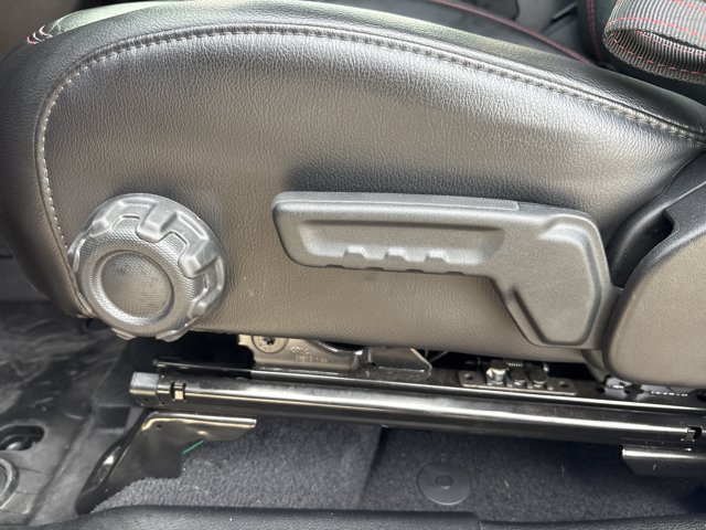 Used 2019 Jeep Wrangler Unlimited Rubicon AWD/4WD image 19