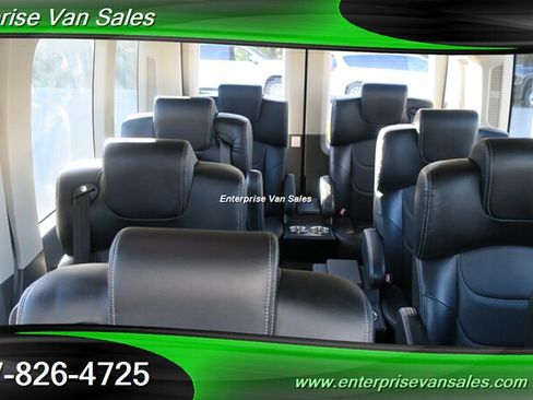 Used 2024 Ford Transit 350 XLT RWD image 2