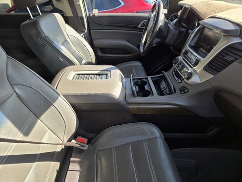 Used 2018 GMC Yukon XL Denali w/ Denali Ultimate Package image 3