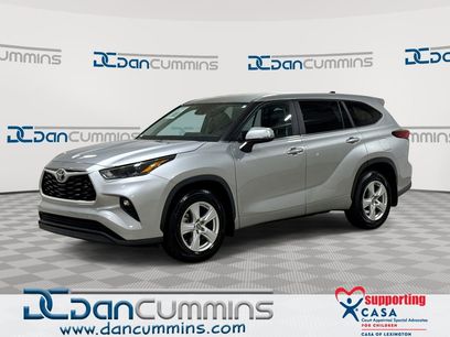 Used 2023 Toyota Highlander LE