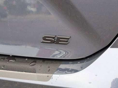 Used 2026 Toyota Camry SE FWD image 29