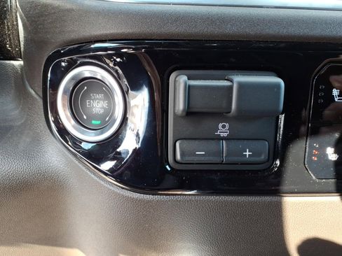 Certified 2025 Chevrolet Silverado 2500 LT w/ All Star Edition image 24