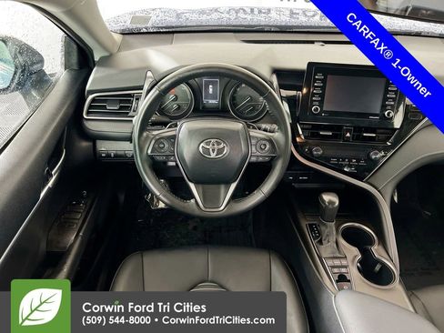 Used 2024 Toyota Camry SE image 24