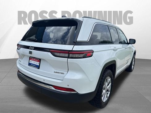 Used 2022 Jeep Grand Cherokee Limited w/ Luxury Tech Group II AWD/4WD image 5