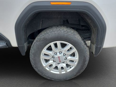 Used 2024 GMC Sierra 2500 SLT w/ SLT Premium Package AWD/4WD image 5
