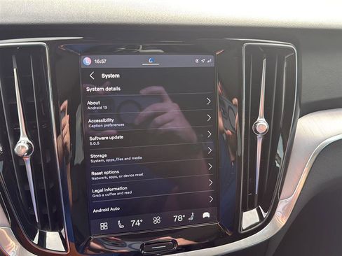 Used 2024 Volvo S60 B5 Core image 5