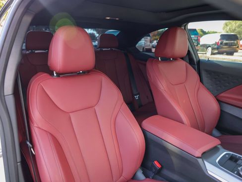 Used 2025 BMW 230i Coupe w/ M Sport Package RWD image 28