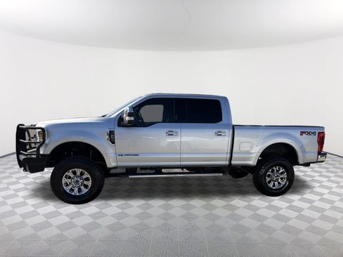 Used 2019 Ford F250 XLT w/ XLT Premium Package image 13