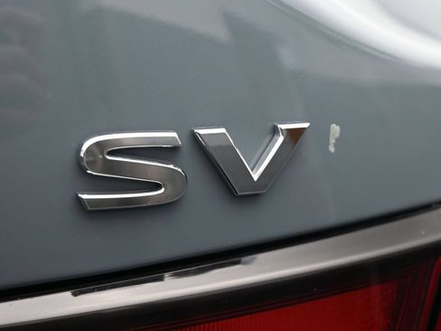 Used 2024 Nissan Sentra SV FWD image 15