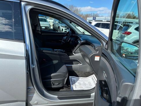 Used 2024 Hyundai Tucson Limited image 18
