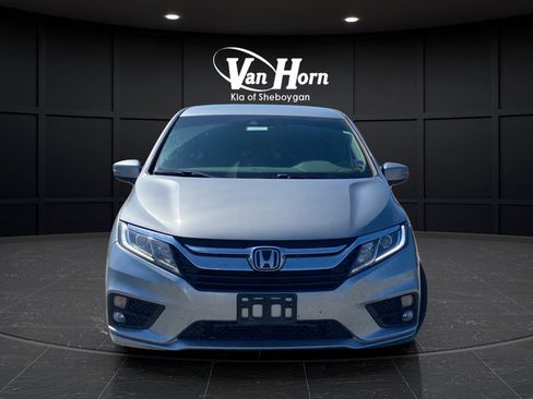 Used 2018 Honda Odyssey EX image 2