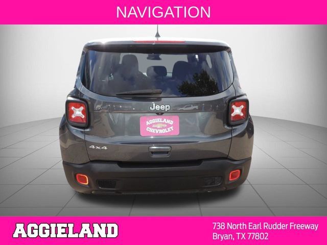 Used 2023 Jeep Renegade Latitude AWD/4WD image 5