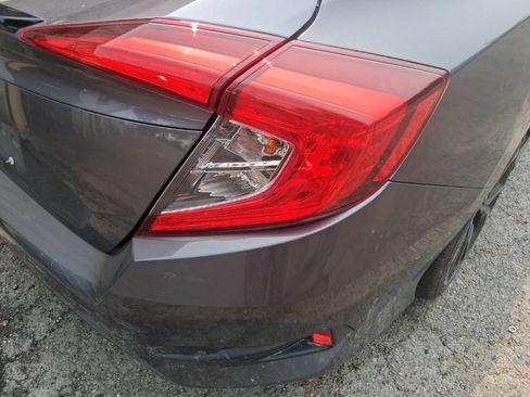 Used 2021 Honda Civic Sport image 10