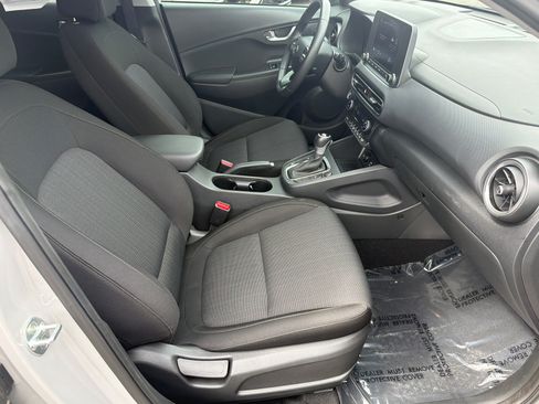 Certified 2022 Hyundai Kona SEL w/ Convenience Package FWD image 13