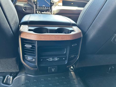 Used 2023 RAM 2500 Limited AWD/4WD image 35