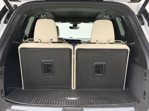 Used 2021 Cadillac XT6 Sport image 27