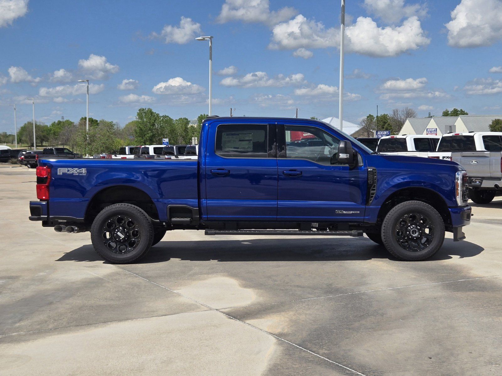 New 2026 Ford F250 XLT w/ XLT Premium Package AWD/4WD image 7