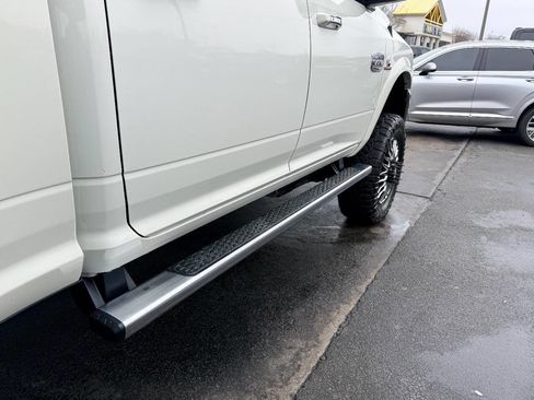Used 2018 RAM 3500 Laramie Longhorn image 14