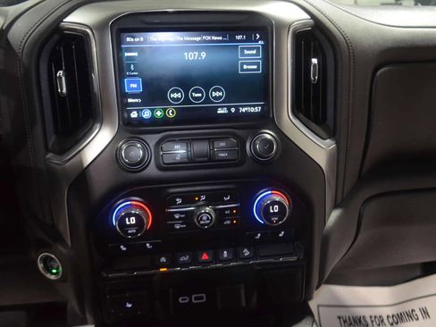 Used 2021 Chevrolet Silverado 1500 RST w/ Z71 Off-Road Package image 25