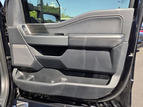 Used 2025 Ford F150 Lariat w/ Equipment Group 501A Mid AWD/4WD image 22