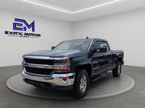 Used 2019 Chevrolet Silverado 1500 LT AWD/4WD image 1