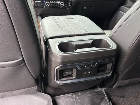 Used 2025 Chevrolet Silverado 2500 High Country w/ Technology Package AWD/4WD image 21