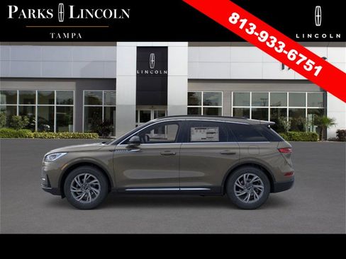 New 2026 Lincoln Corsair Premiere image 3