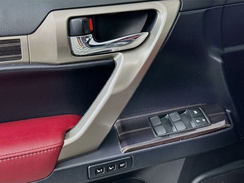 Used 2020 Lexus GX 460 Premium image 15