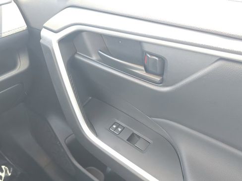 Used 2025 Toyota RAV4 LE FWD image 13