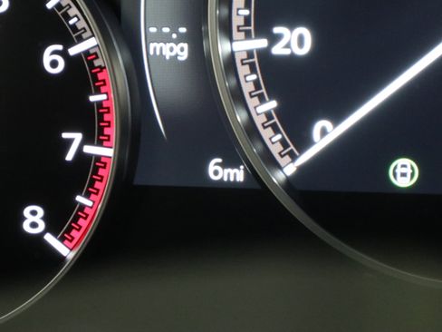 New 2026 MAZDA MAZDA3 Hatchback w/Premium Plus Pkg image 16