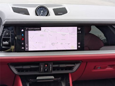 Used 2024 Porsche Cayenne Coupe image 16