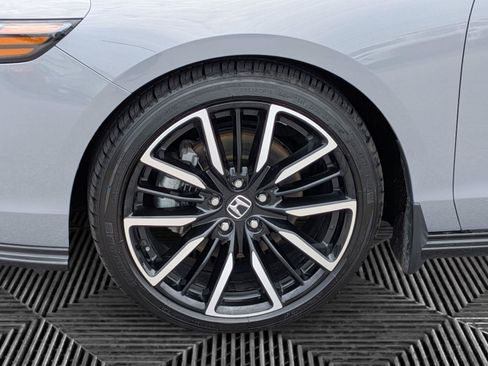 Used 2024 Honda Accord Touring image 26