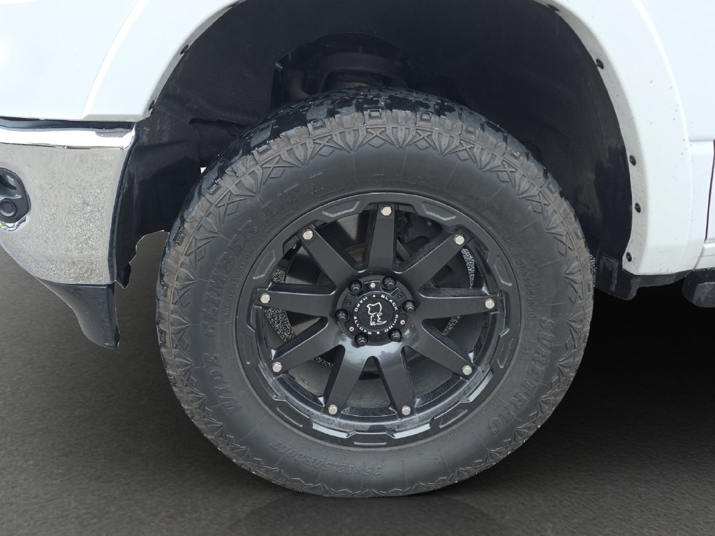 Used 2021 RAM 1500 Laramie AWD/4WD image 4