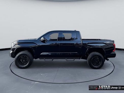 Used 2025 Toyota Tundra Platinum w/ TRD Off-Road Package AWD/4WD image 5