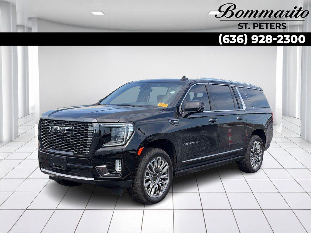 Used 2023 GMC Yukon XL Denali Ultimate AWD/4WD image 1