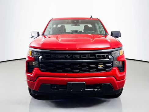 Used 2026 Chevrolet Silverado 1500 Custom RWD image 2