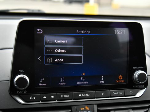 Used 2024 Nissan Altima 2.5 SV image 21