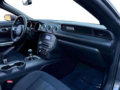 Used 2019 Ford Mustang Coupe image 10