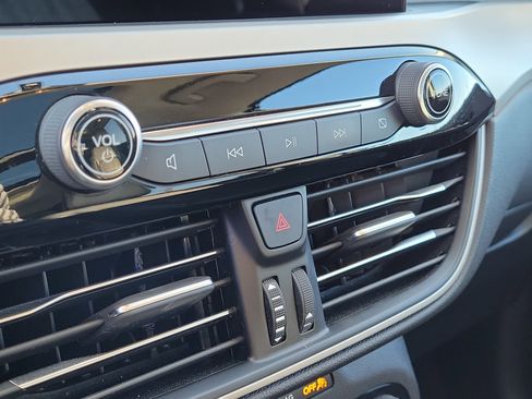 Used 2021 Ford Escape SEL image 28