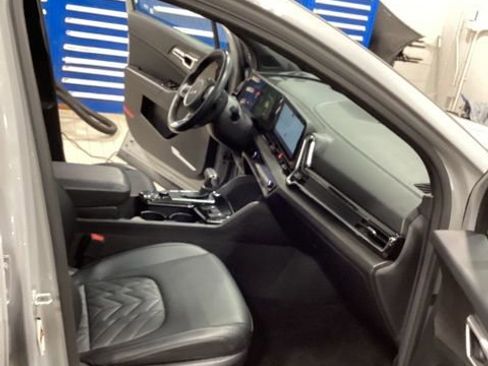 Used 2023 Kia Sportage X-Line w/ X-Line Premium Package image 11