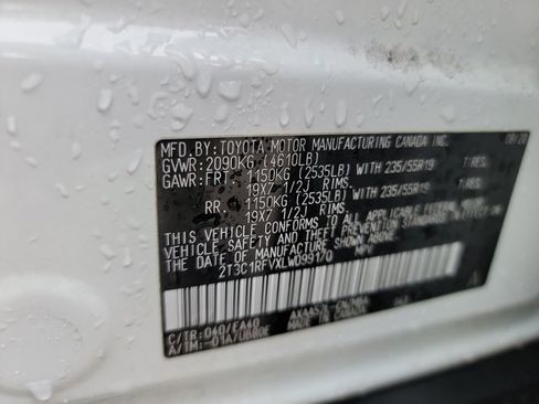 Used 2020 Toyota RAV4 XLE Premium FWD image 26