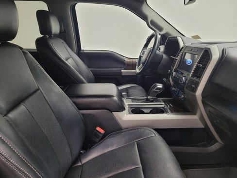 Used 2018 Ford F150 Lariat image 21