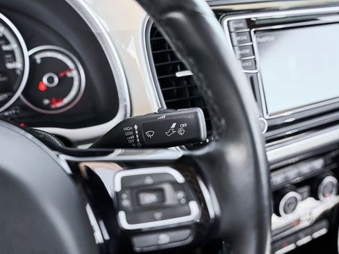 Used 2019 Volkswagen Beetle 2.0T Final Edition SEL FWD image 20